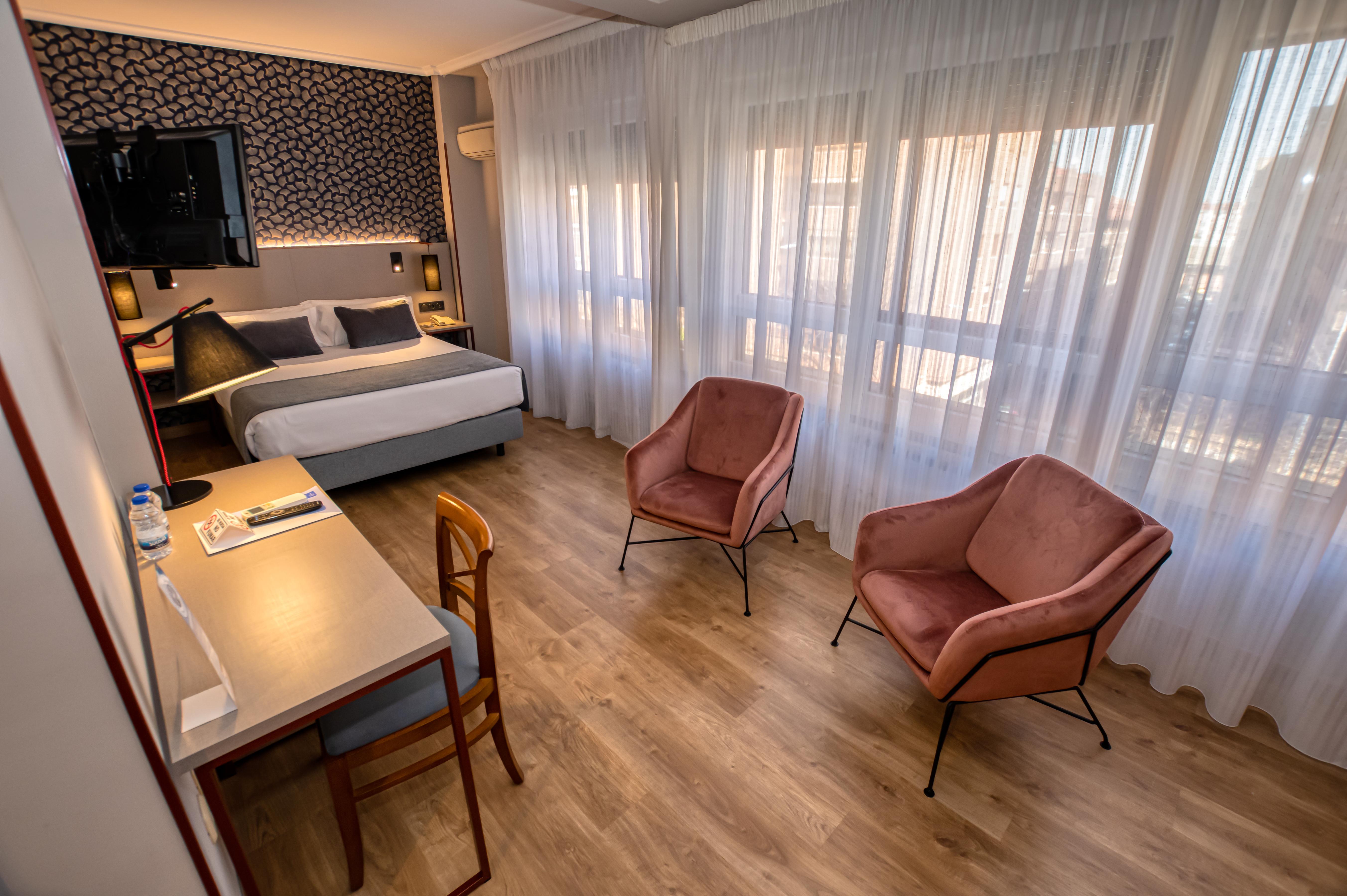 Hotel Castilla Vieja Паленсия Экстерьер фото