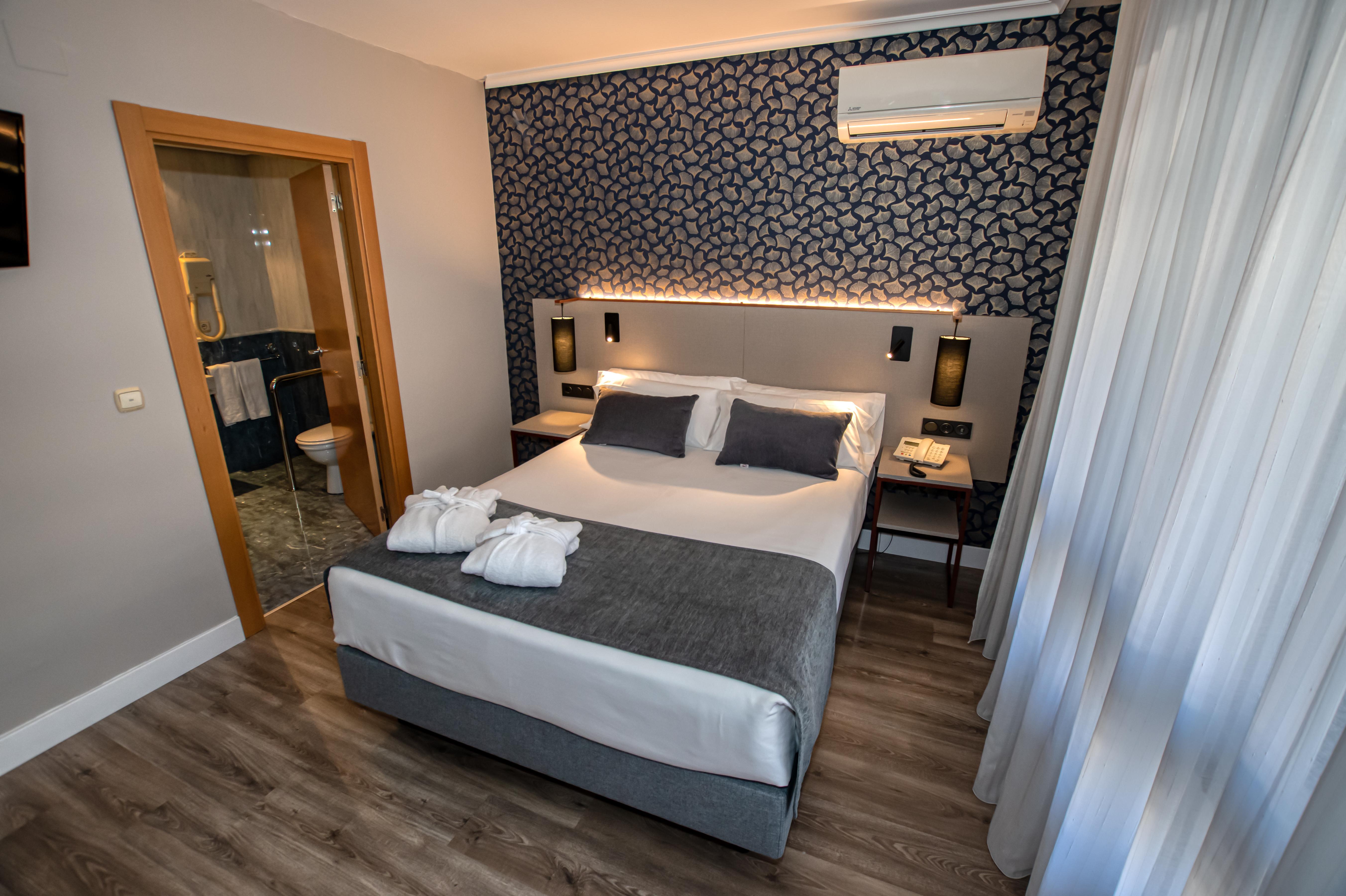 Hotel Castilla Vieja Паленсия Экстерьер фото